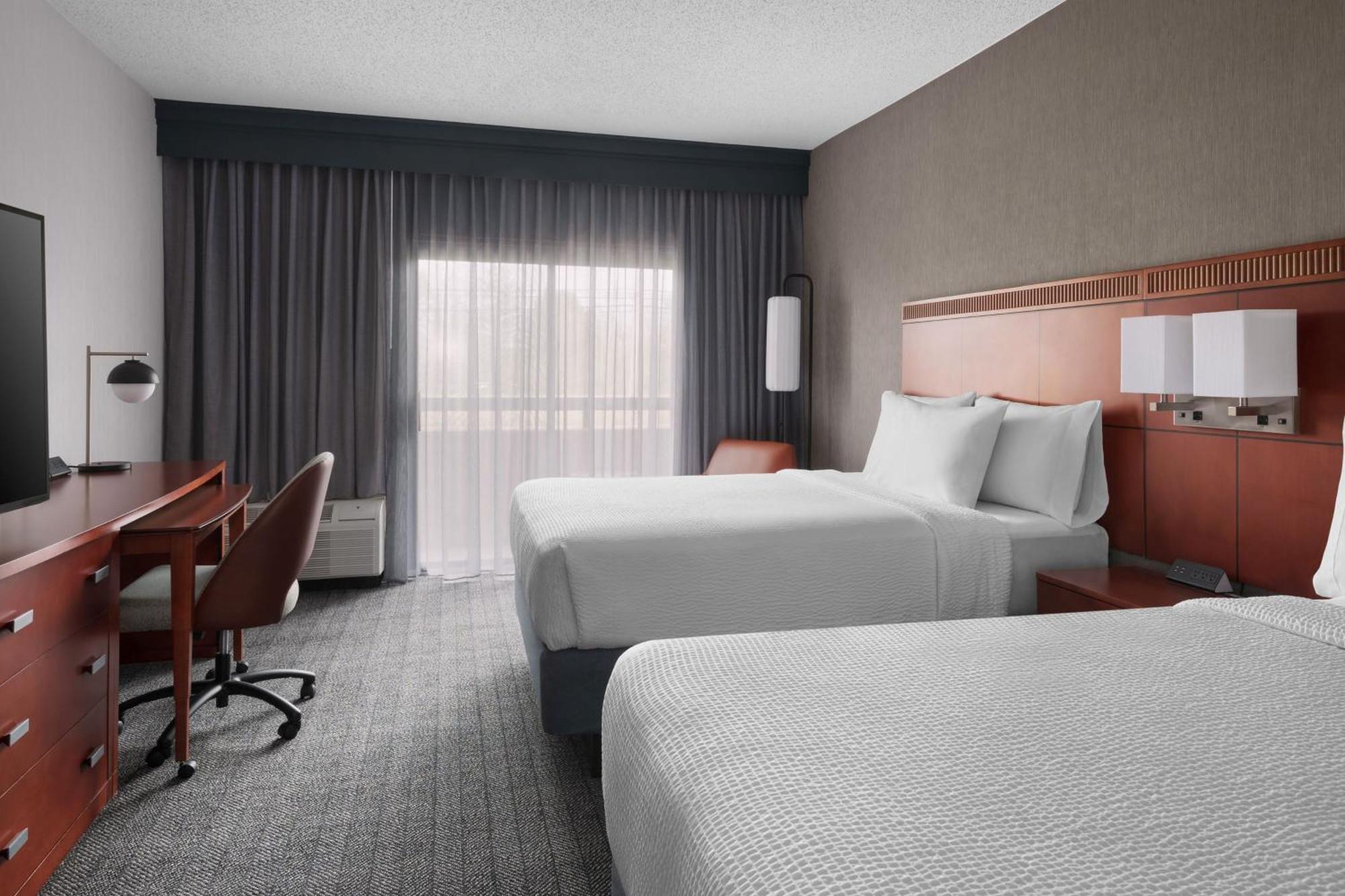 Courtyard By Marriott New Haven Wallingford Exterior photo
