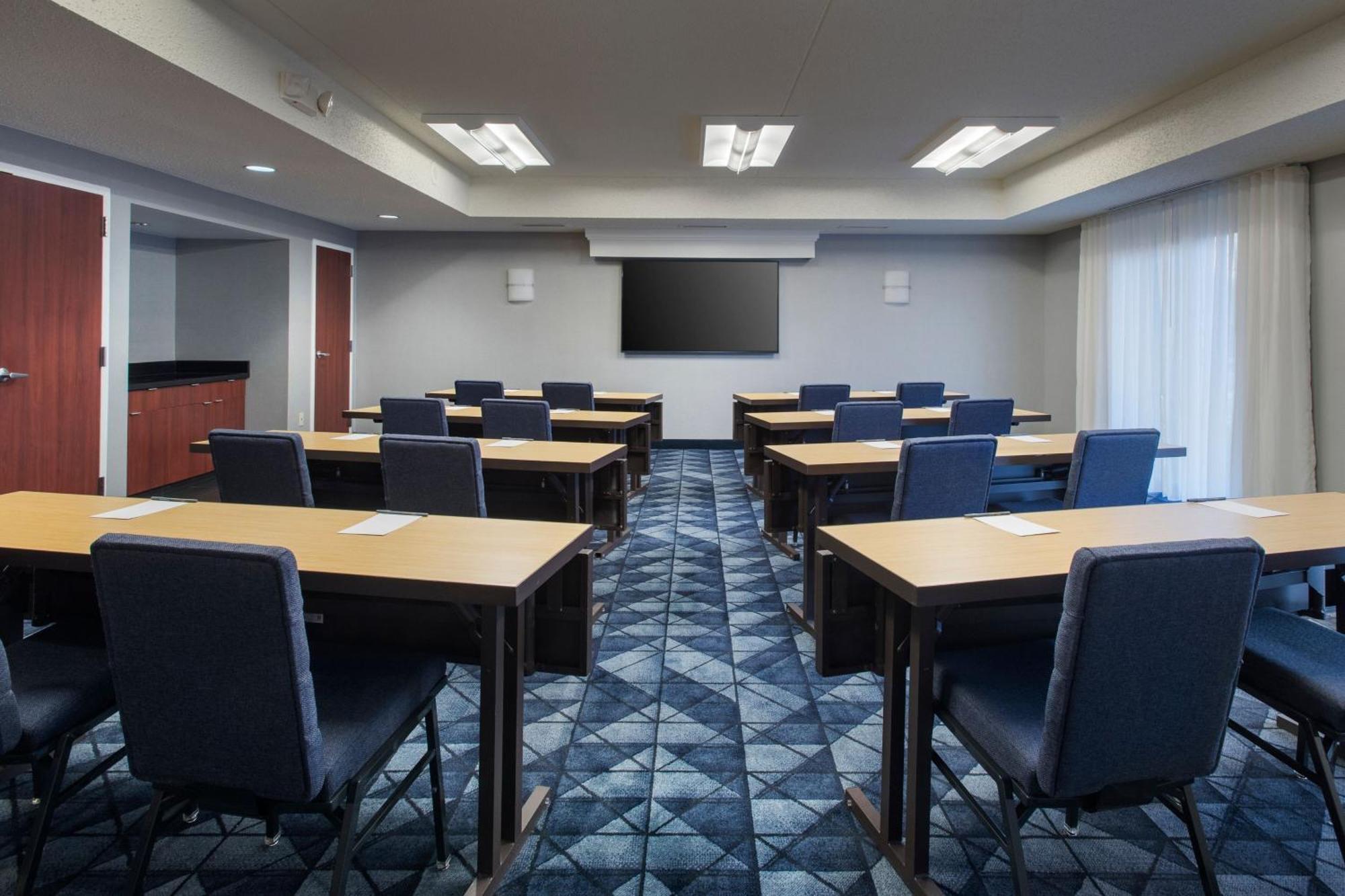 Courtyard By Marriott New Haven Wallingford Exterior photo