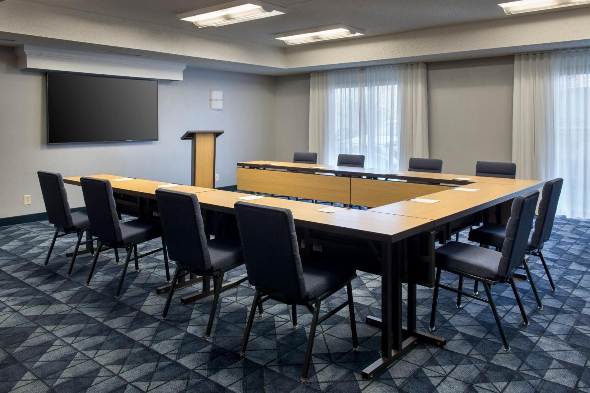 Courtyard By Marriott New Haven Wallingford Exterior photo